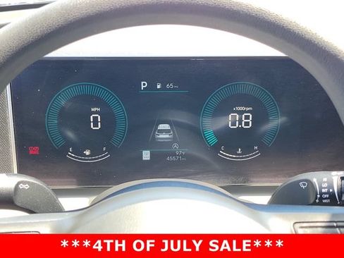Used 2025 Hyundai Tucson SEL FWD image 9