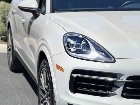 Used 2020 Porsche Cayenne E-Hybrid AWD/4WD image 63