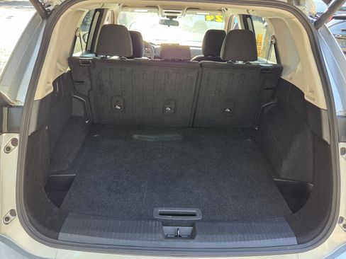 Used 2024 Nissan Rogue SV FWD image 17