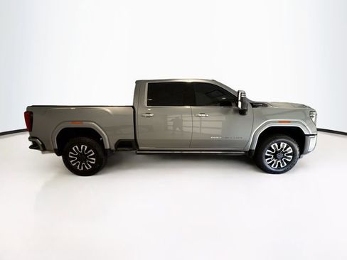 Certified 2026 GMC Sierra 2500 Denali Ultimate AWD/4WD image 8
