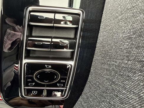 New 2026 Cadillac Escalade V image 20