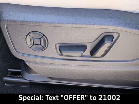 Certified 2025 Audi Q5 Premium Plus w/ Premium Plus image 23
