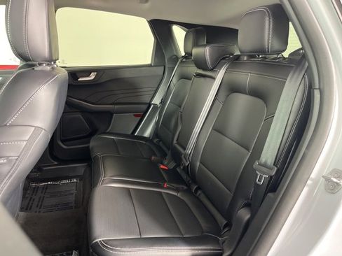 Used 2025 Ford Escape Platinum image 17