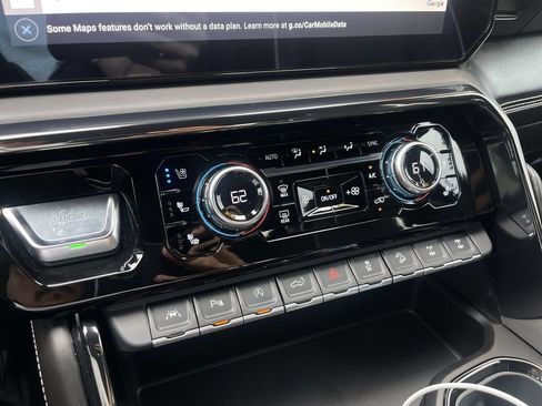 Used 2022 GMC Sierra 1500 AT4X image 36