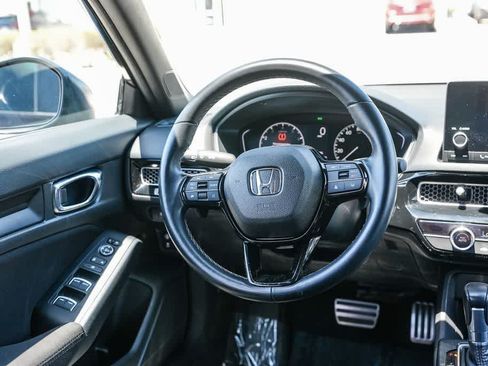 Used 2022 Honda Civic Sport image 15