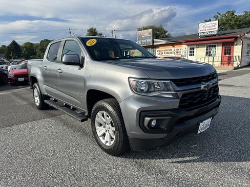 Used 2021 Chevrolet Colorado LT w/ Safety Package AWD/4WD image 3