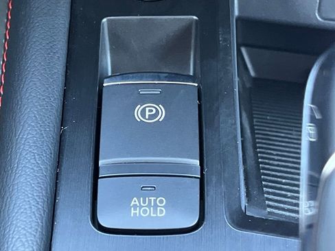 New 2026 Nissan Kicks SR w/ SR Premium Package image 31