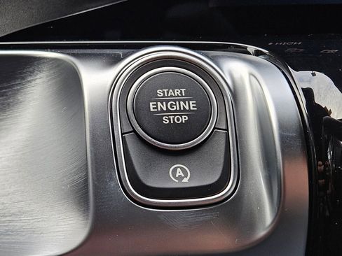 New 2026 Mercedes-Benz GLB 250 4MATIC image 22