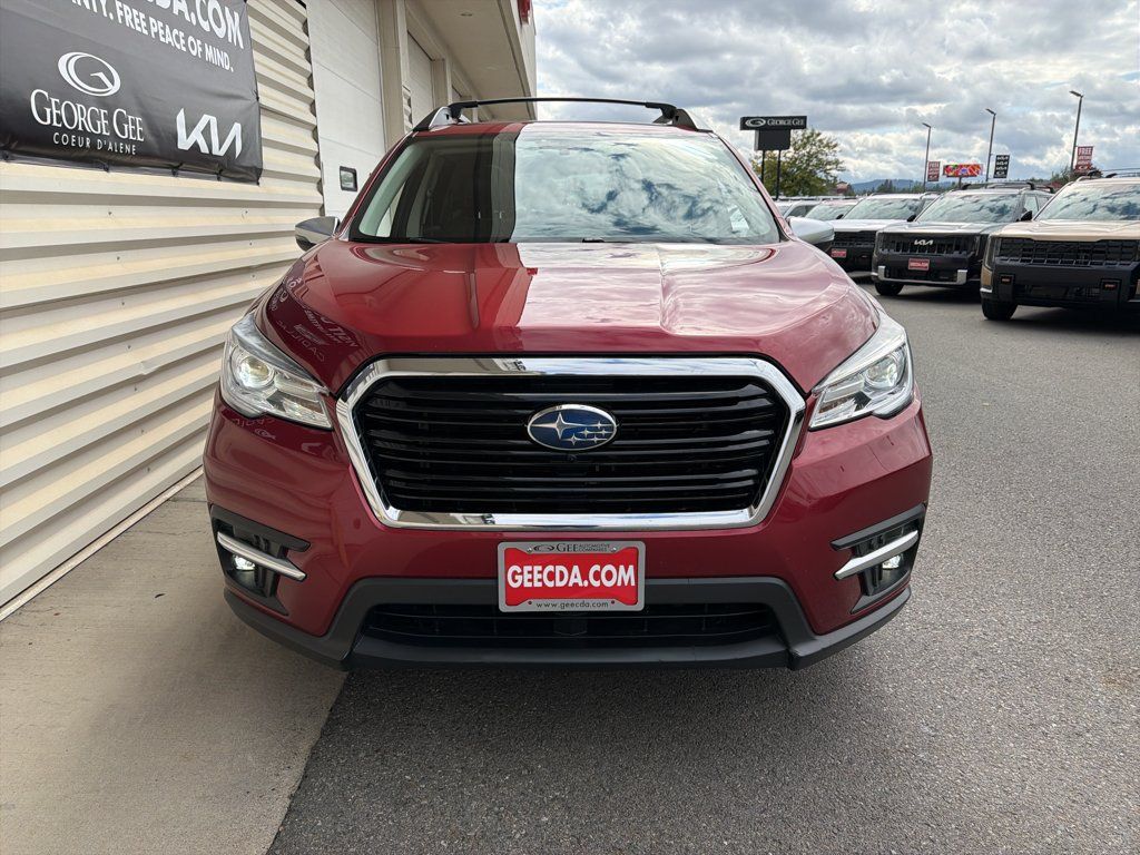 Used 2022 Subaru Ascent Touring AWD/4WD image 2