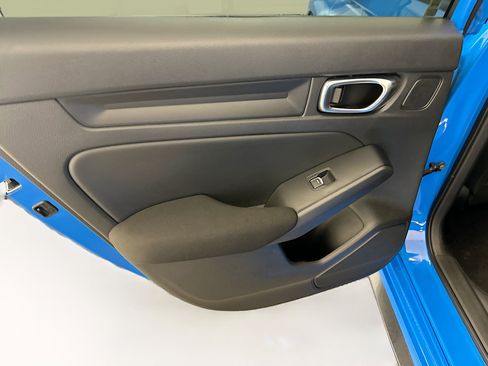 Used 2023 Honda Civic Sport image 26