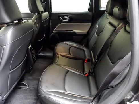 Used 2023 Jeep Compass Limited AWD/4WD image 10