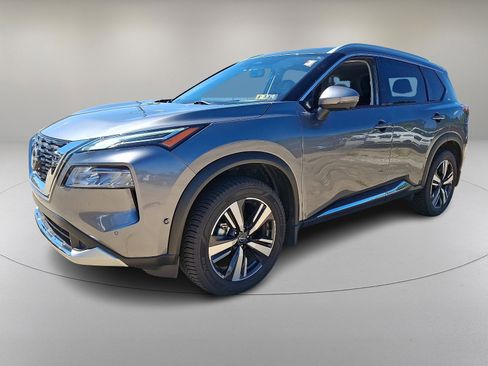 Used 2023 Nissan Rogue Platinum w/ Platinum Premium Package image 5