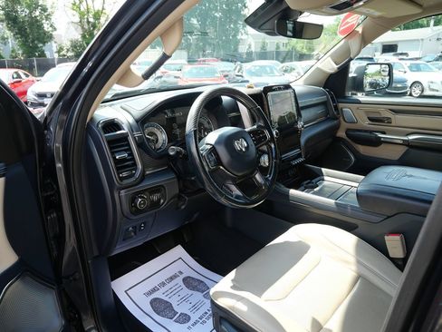Used 2019 RAM 1500 Limited AWD/4WD image 9