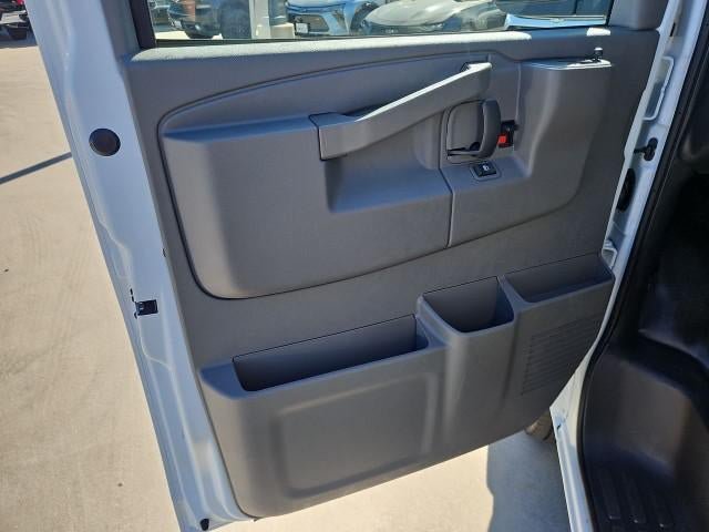 New 2026 Chevrolet Express 2500 Extended w/ Communications Package RWD image 20