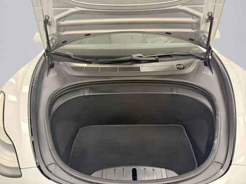 Used 2018 Tesla Model 3 Long Range RWD image 21