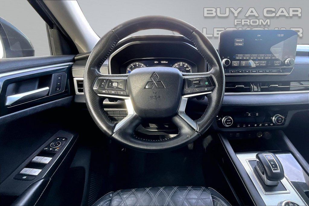 Used 2022 Mitsubishi Outlander SEL AWD/4WD image 5