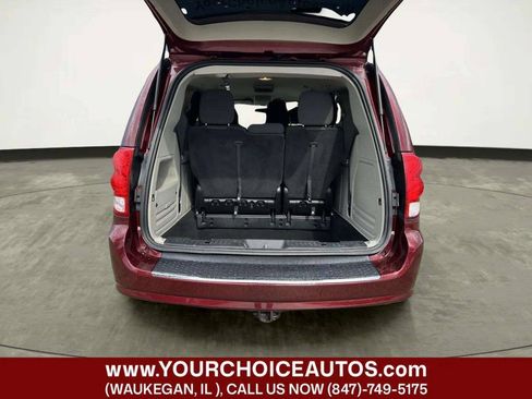 Used 2018 Dodge Grand Caravan SE w/ UConnect Hands-Free Group FWD image 27