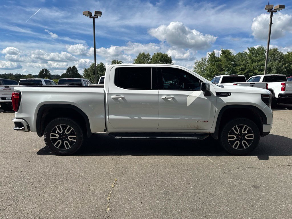 Used 2024 GMC Sierra 1500 AT4 w/ Technology Package AWD/4WD image 15