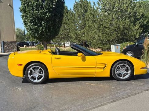Used 2003 Chevrolet Corvette Convertible w/ Preferred Equipment Group1 RWD image 94