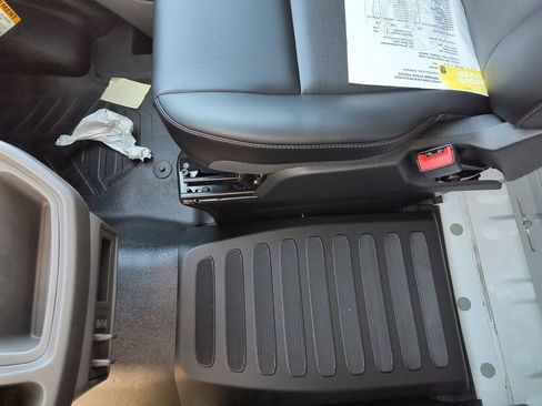 New 2024 Ford Transit 150 Low Roof image 28