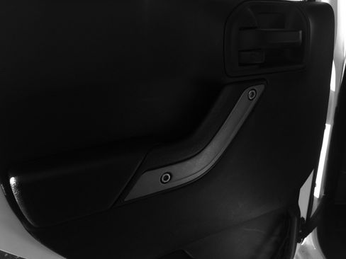 Used 2014 Jeep Wrangler Unlimited Sport w/ Quick Order Package 24S image 14