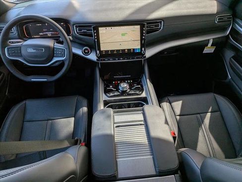 New 2026 Jeep Grand Wagoneer 4WD image 15