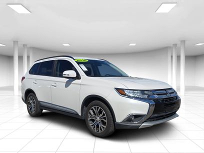 Used 2016 Mitsubishi Outlander SE