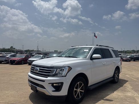 Used 2020 Ford Expedition XLT RWD image 8