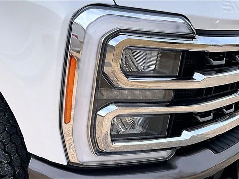 Certified 2023 Ford F350 King Ranch w/ FX4 Off-Road Package image 4