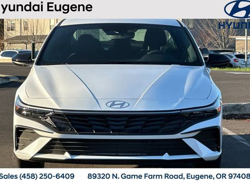 New 2025 Hyundai Elantra Sport image 10