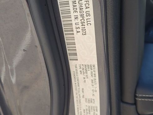 Used 2023 Jeep Grand Cherokee Altitude image 29