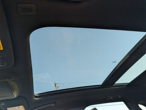 Used 2024 Ford Edge Titanium w/ Titanium Elite Package image 17