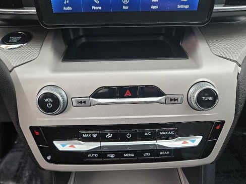 Certified 2024 Ford Explorer XLT w/ Equipment Group 202A image 22