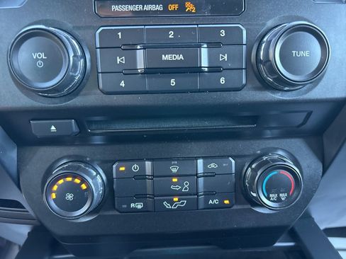 Used 2018 Ford F150 XL w/ Equipment Group 101A Mid image 11