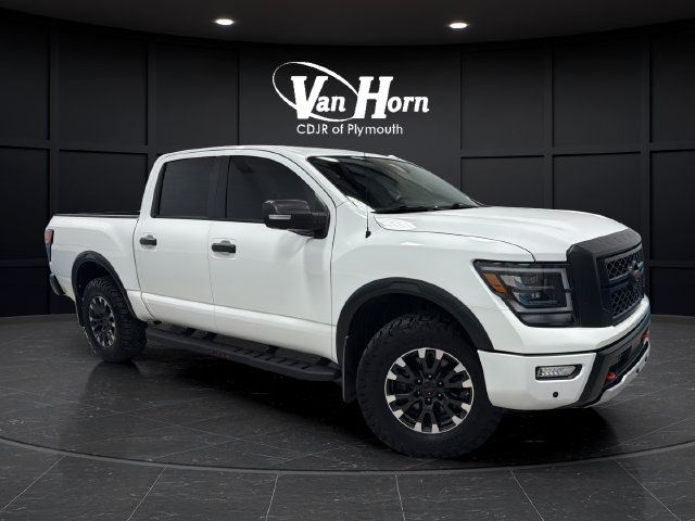 Used 2021 Nissan Titan PRO-4X w/ Pro-4x Convenience Package AWD/4WD image 1