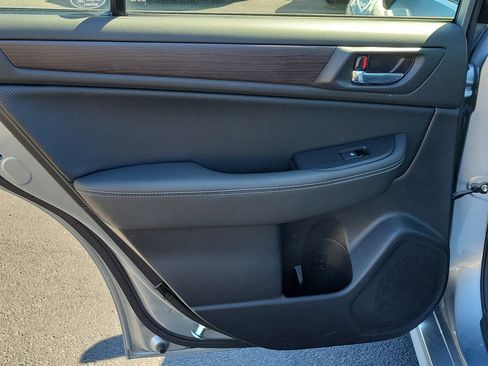 Used 2017 Subaru Legacy 2.5i Limited image 13