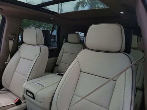 New 2026 GMC Yukon Denali w/ Denali Reserve Package AWD/4WD image 22
