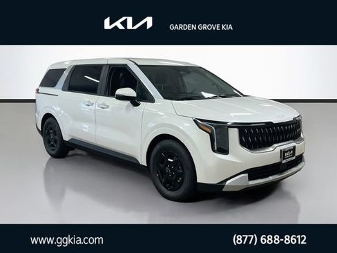 New 2027 Kia Carnival LX FWD image 1
