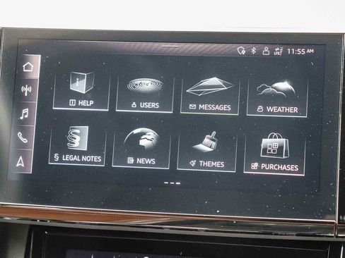Used 2023 Audi e-tron Premium Plus w/ Premium Plus Package AWD/4WD image 15