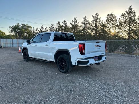 Used 2021 GMC Sierra 1500 Elevation w/ X31 Off-Road Package AWD/4WD image 4