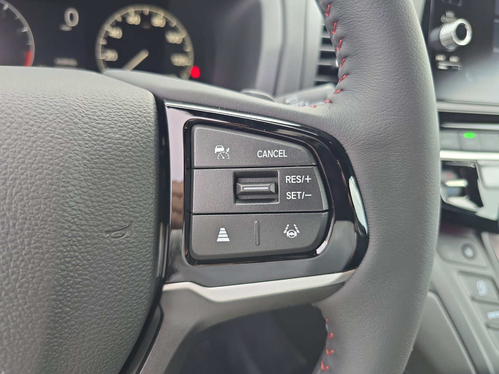 New 2026 Honda Odyssey Sport-L image 25