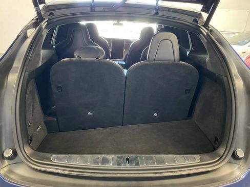 Used 2017 Tesla Model X 75D image 8