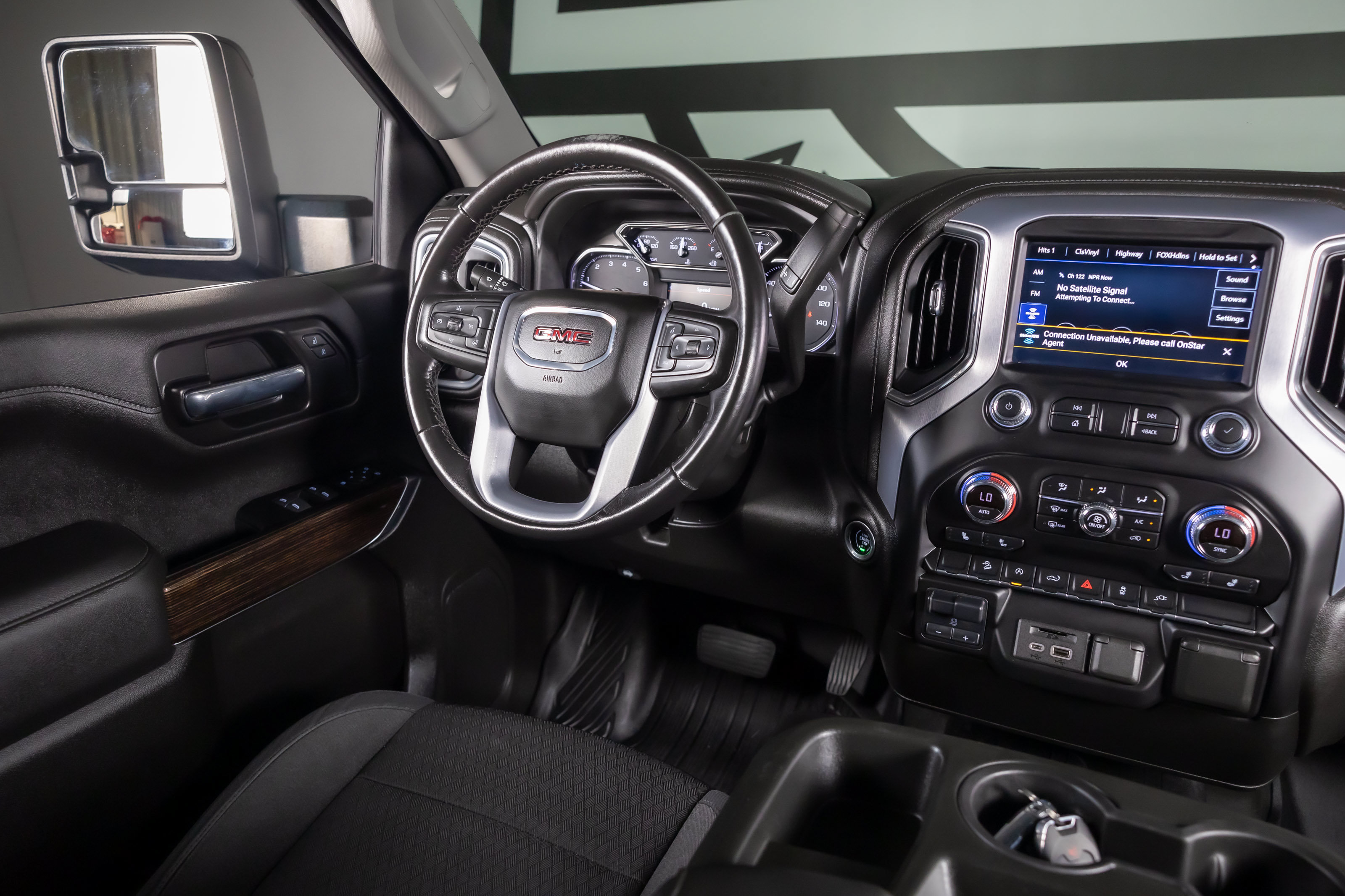 Used 2021 GMC Sierra 1500 SLE AWD/4WD image 7