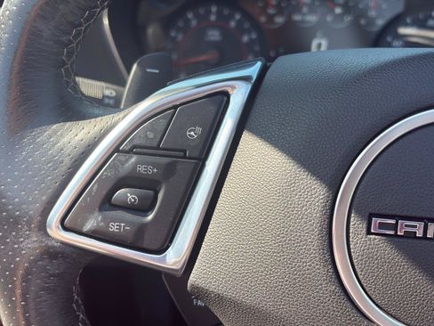 Used 2017 Chevrolet Camaro LT RWD image 34