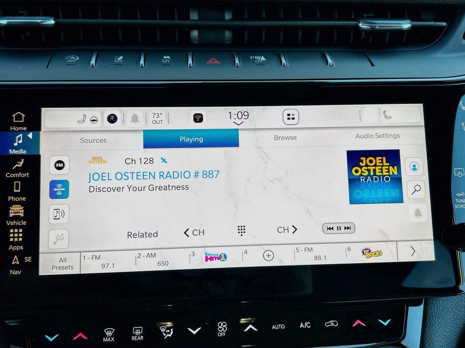 New 2027 Jeep Grand Cherokee Limited AWD/4WD image 32