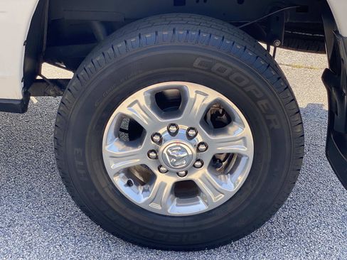 Used 2019 RAM 2500 Big Horn AWD/4WD image 18