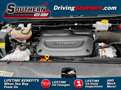 Used 2023 Chrysler Pacifica Touring-L