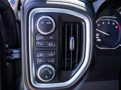 Used 2021 GMC Sierra 1500 Elevation AWD/4WD image 19