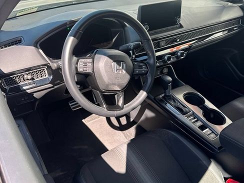 Used 2025 Honda Civic Sport image 2