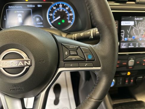 Certified 2023 Nissan Leaf SV Plus image 21